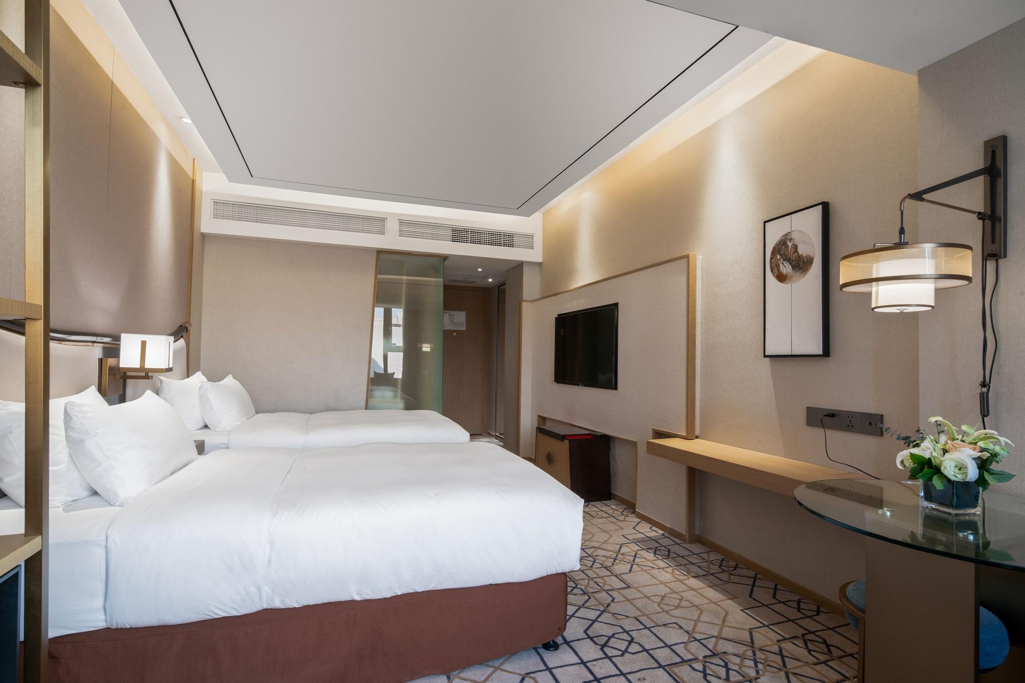 Minshan Lhasa Grand Hotel Чънду Екстериор снимка